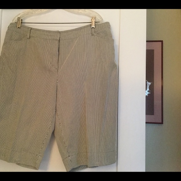 Jones New York Pants - Jones New York Sport shorts